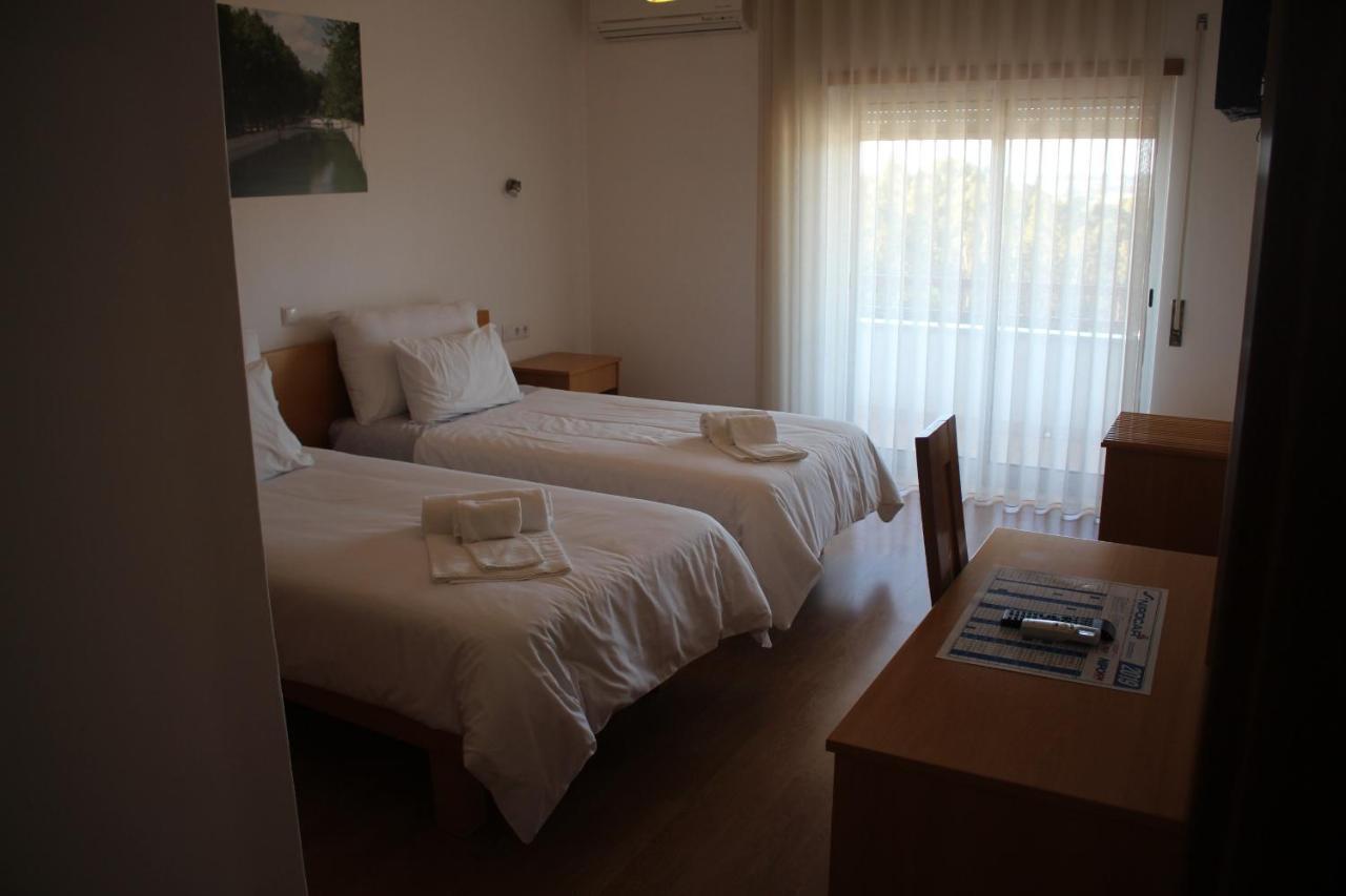 Hotel Solar Da Charneca 莱里亚 外观 照片