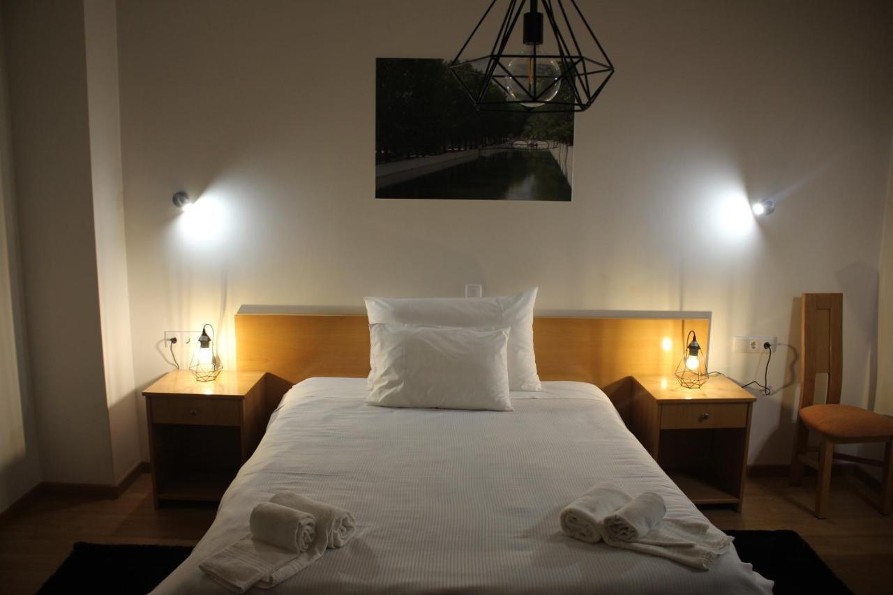 Hotel Solar Da Charneca 莱里亚 外观 照片