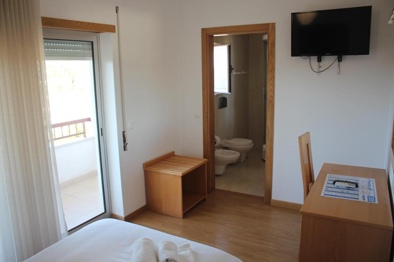 Hotel Solar Da Charneca 莱里亚 外观 照片